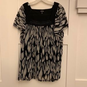 Apt 9 short sleeve top